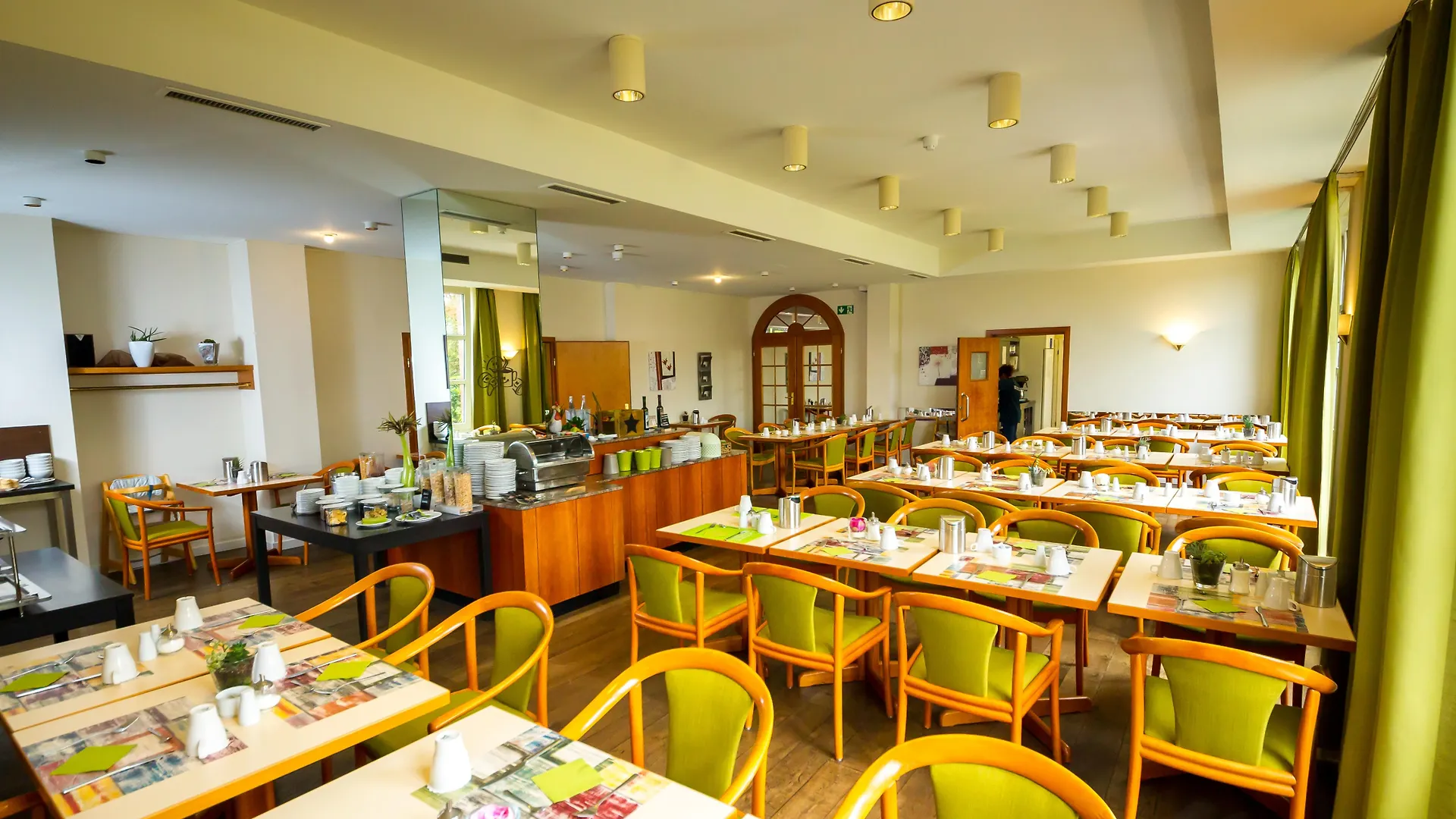 Hk Hotel Duesseldorf City  Düsseldorf