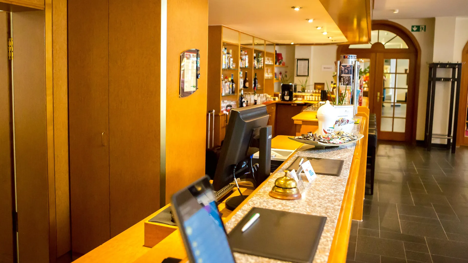 ****  Hk Hotel Duesseldorf City Allemagne
