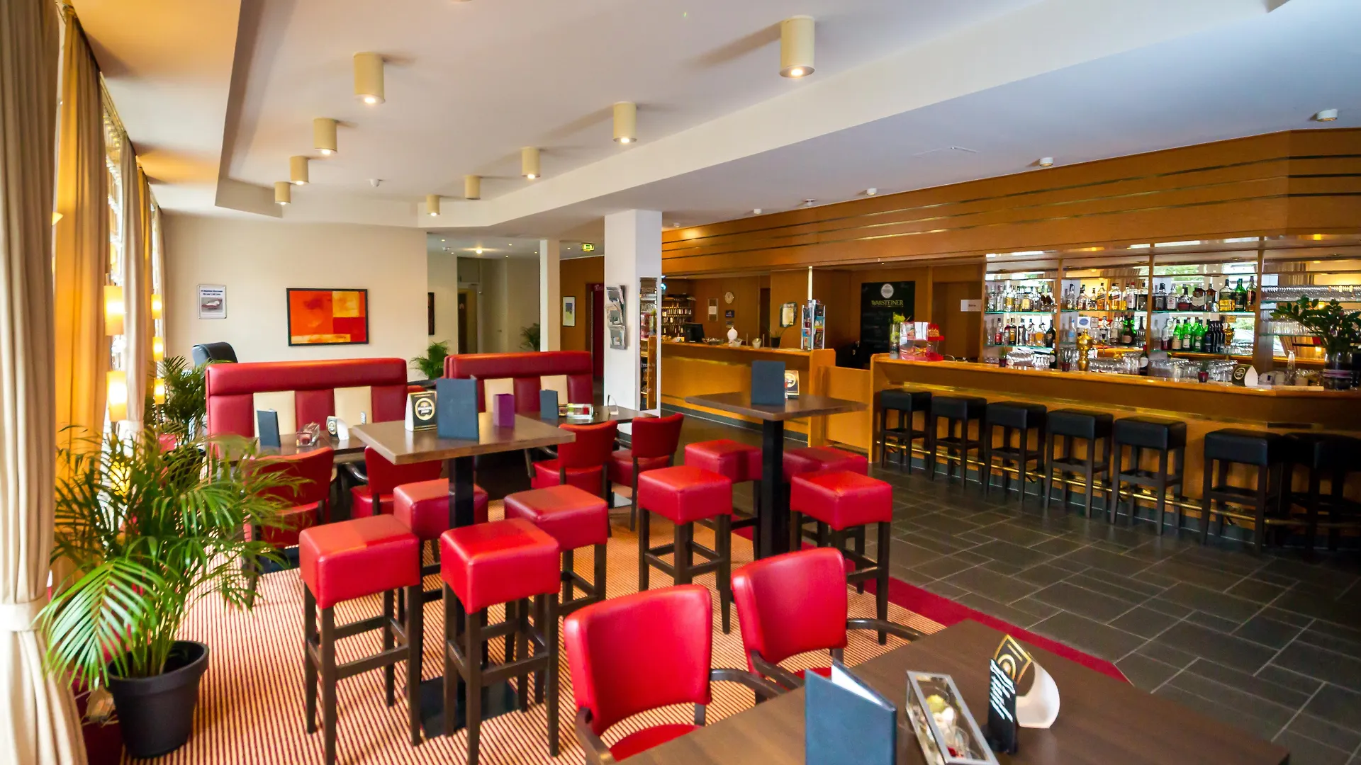 Hk Hotel Duesseldorf City 4*, Düsseldorf